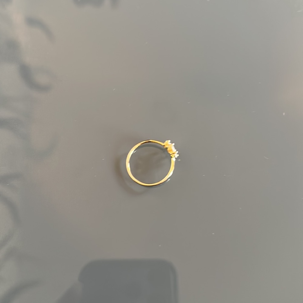Clear stone ring - Picture 3 of 4
